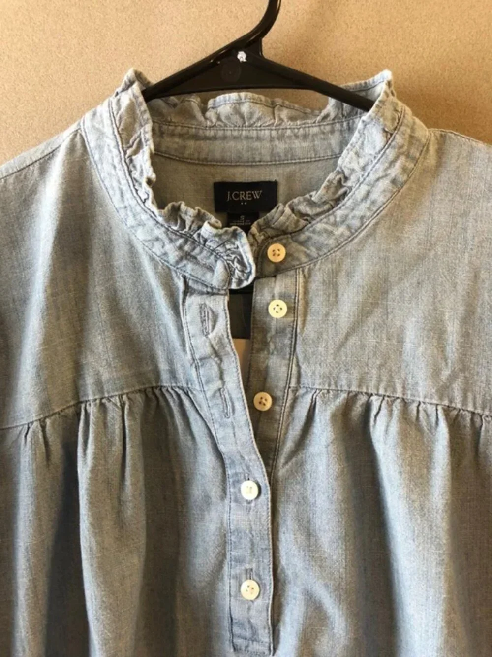 J Crew Ruffle Neck blouse Small - Picture 6 of 7